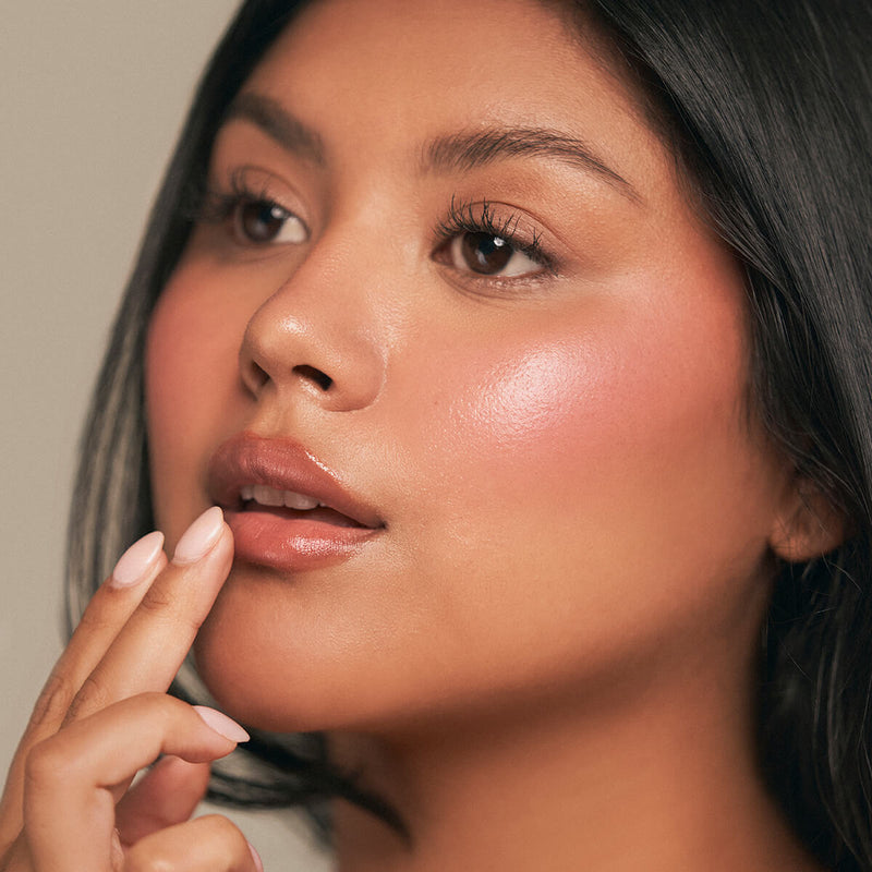Makeup Geek XOXO Blush Review & Swatches
